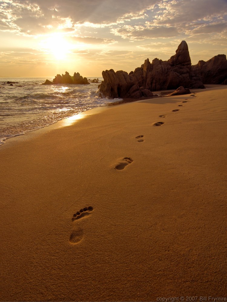 This famous and most popular poem – Footprints 